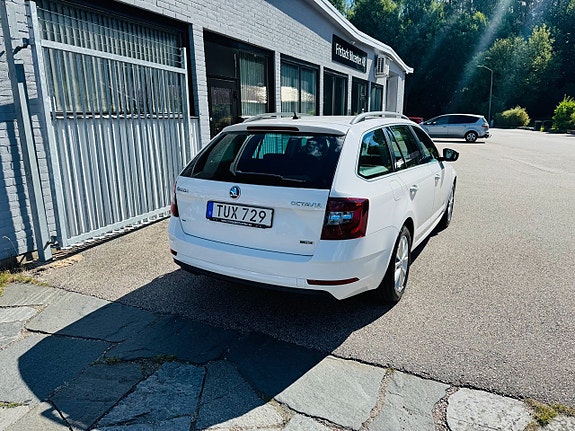 Skoda Octavia 3 of 25