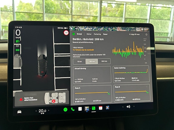 Tesla Model Y 21 of 23
