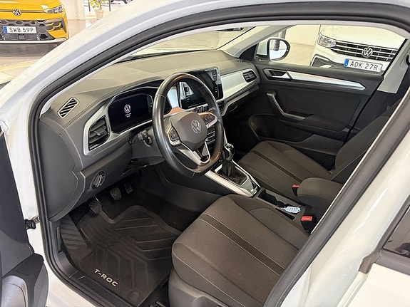 Volkswagen T-Roc 9 of 10