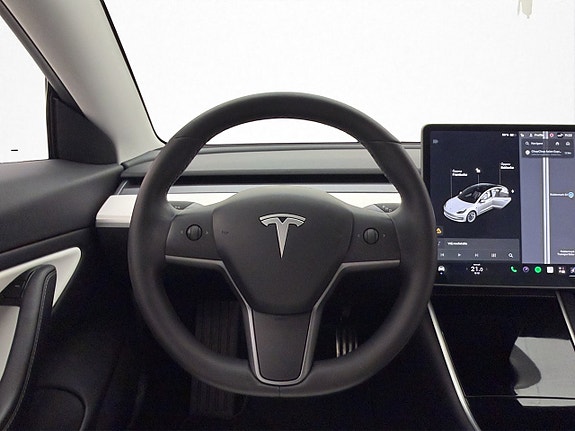 Tesla Model 3 14 of 30