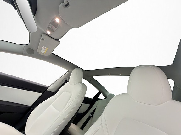 Tesla Model 3 12 of 30