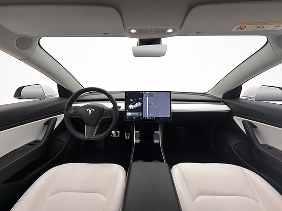 Tesla Model 3 13 of 30