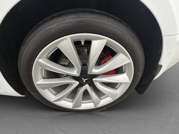 Tesla Model 3 30 of 30