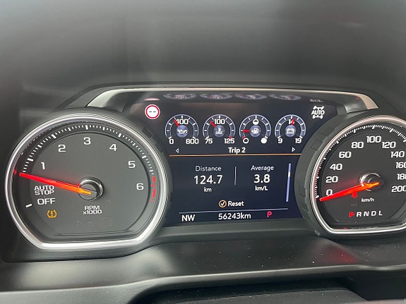 Chevrolet Silverado EV 16 of 24