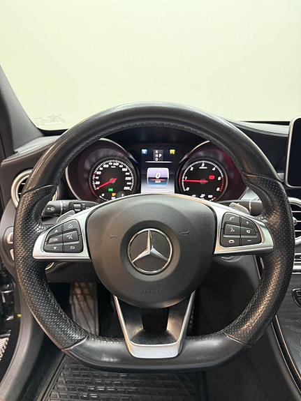 Mercedes-Benz C220 d 8 of 16