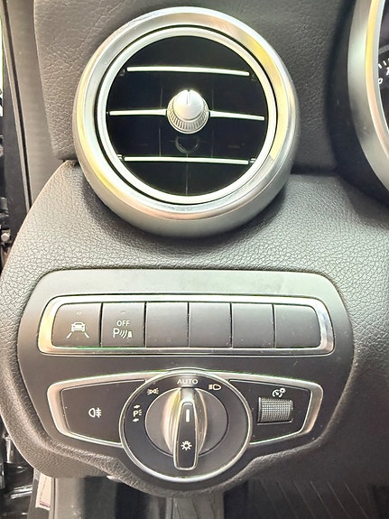 Mercedes-Benz C220 d 16 of 16