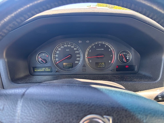 Volvo V70 5 of 5