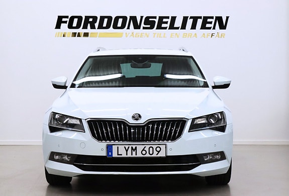 Skoda Superb 2 of 30