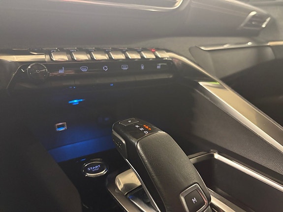 Peugeot 3008 11 of 23