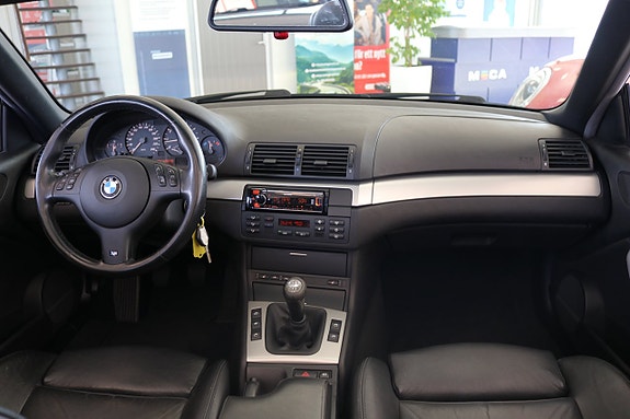 BMW 320 9 of 16