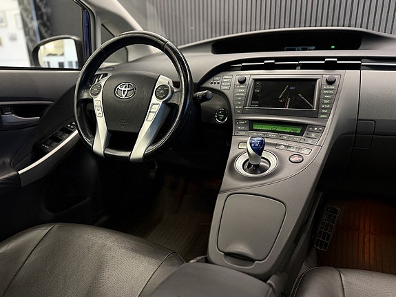 Toyota Prius 20 of 25