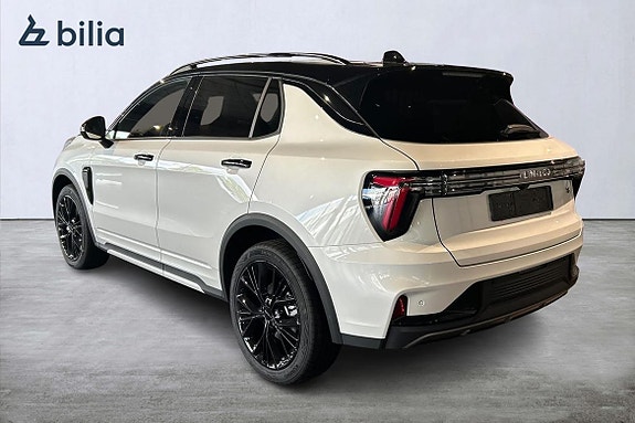 Lynk & Co 01 2 of 21