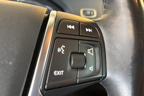 Volvo V60 Cross Country 20 of 26