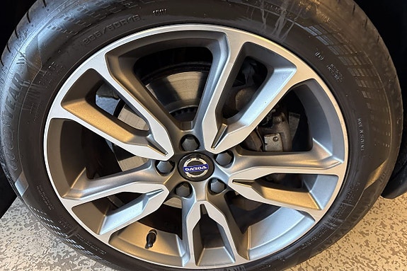 Volvo V60 Cross Country 12 of 26