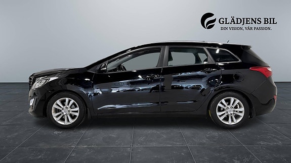 Hyundai i30 4 of 25