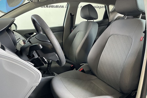 Seat Ibiza 12 of 17
