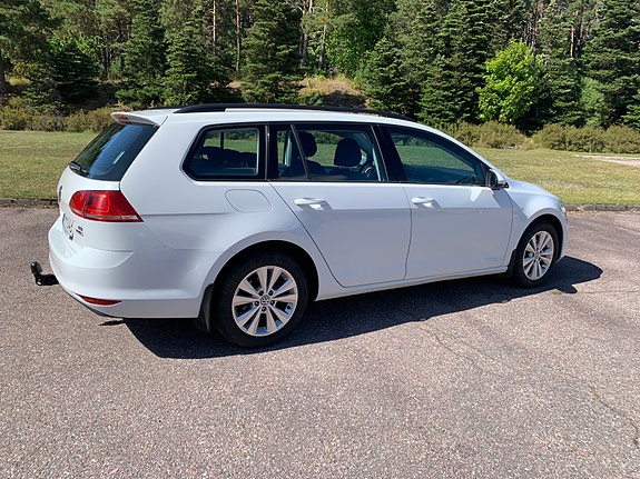 Volkswagen Golf VII 4 of 8