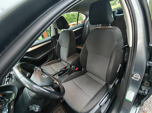 Skoda Octavia 6 of 10