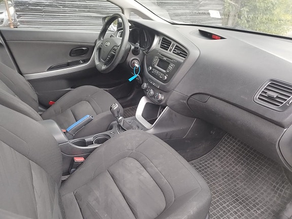 Kia Ceed 9 of 11