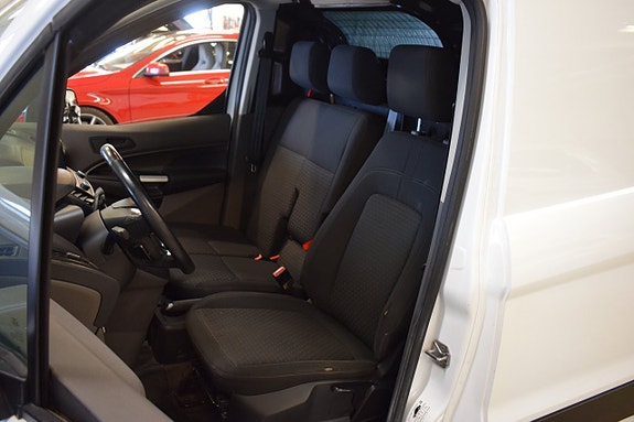 Ford Transit Connect 7 of 15