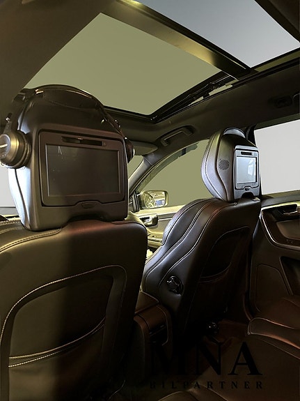Volvo XC60 14 of 20