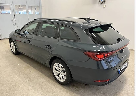 Seat Leon 2 of 3