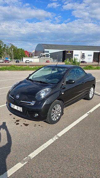 Nissan Micra C+C 2 of 12