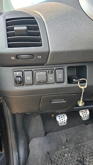 Nissan Micra C+C 12 of 12