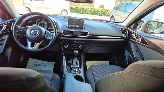 Mazda 3 8 of 18