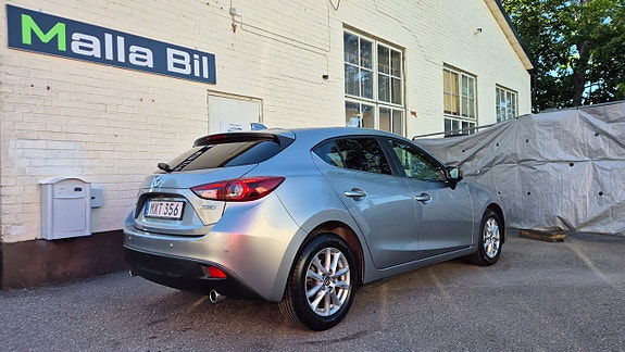 Mazda 3 4 of 18