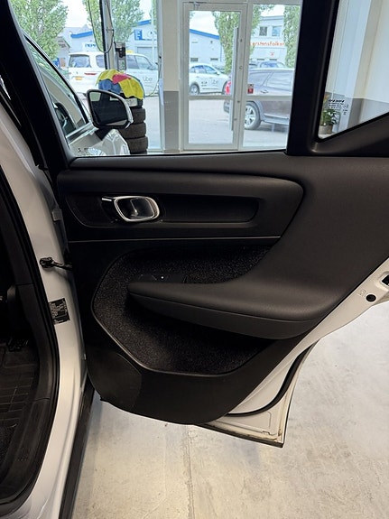 Volvo XC40 21 of 24