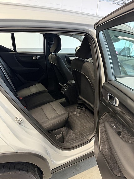 Volvo XC40 20 of 24