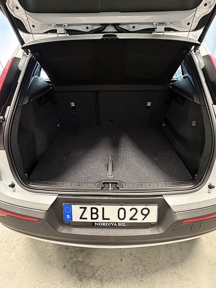 Volvo XC40 23 of 24
