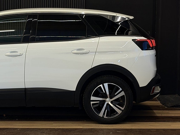 Peugeot 3008 7 of 26