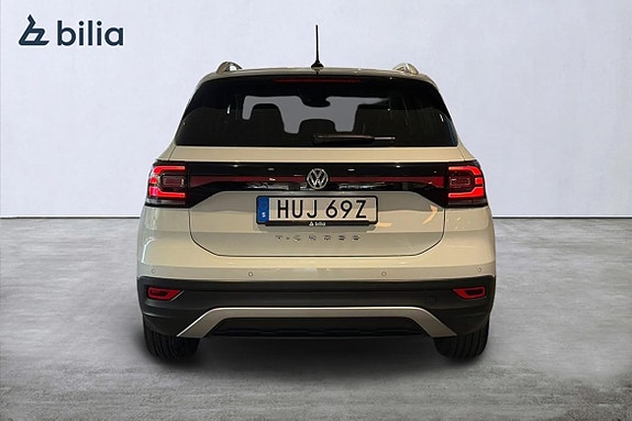 Volkswagen T-Cross 8 of 22