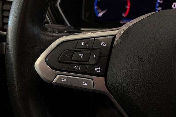 Volkswagen T-Cross 13 of 22