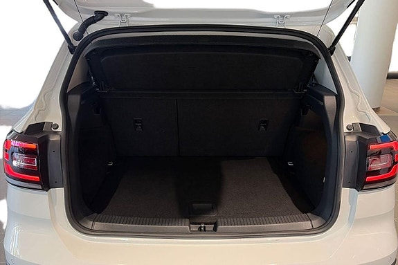 Volkswagen T-Cross 21 of 22