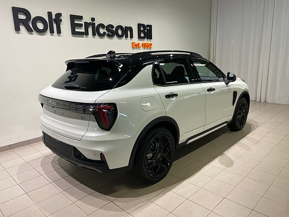 Lynk & Co 01 5 of 17