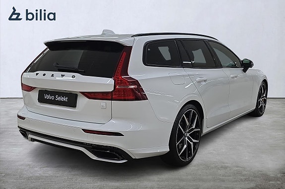 Volvo V60 19 of 24