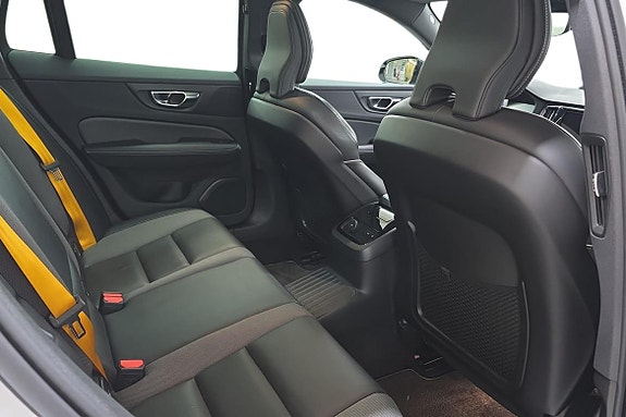 Volvo V60 9 of 24