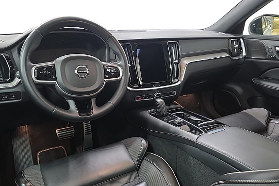 Volvo V60 10 of 24