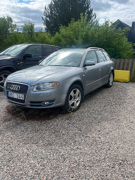 Audi A4 3 of 7