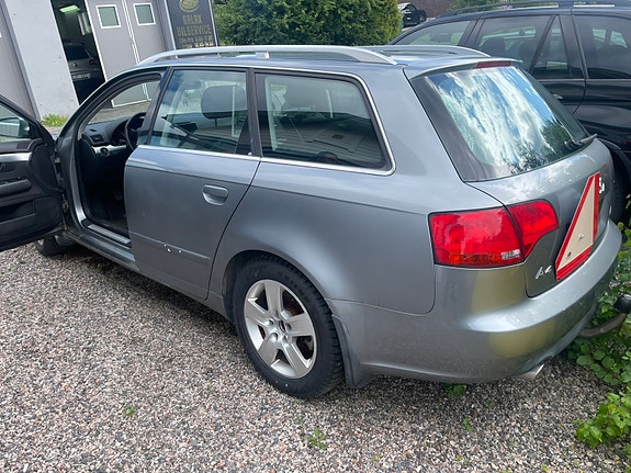Audi A4 7 of 7
