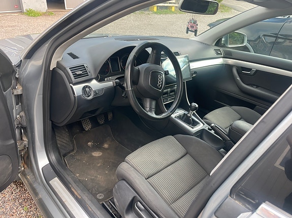 Audi A4 4 of 7