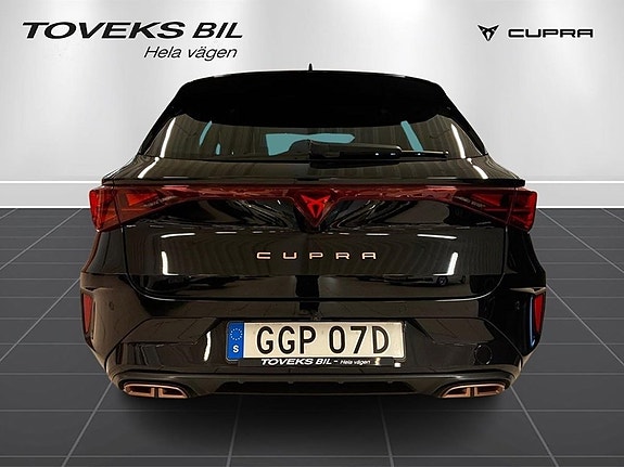 Cupra Leon 3 of 15