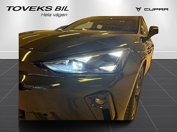 Cupra Leon 2 of 15