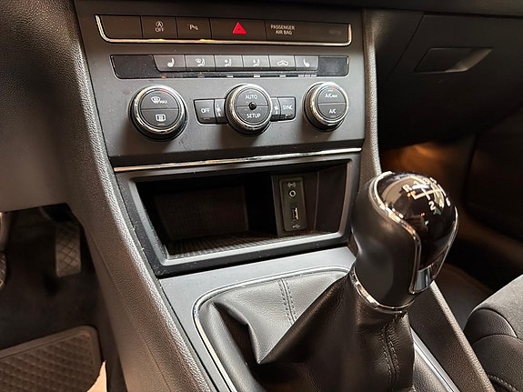 Seat Leon 14 of 26