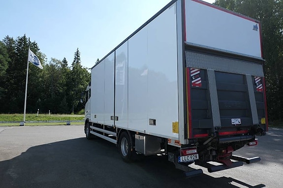 Volvo Körskoleutrustad FH430 4x2 4 of 13