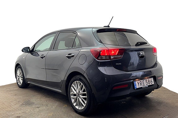 Kia Rio 9 of 30