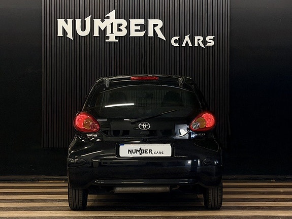 Toyota Aygo 10 of 24